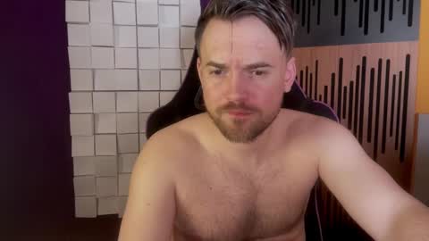Snapshot of oscarsavage chatting on 02.24.25 Oscar Steel Savage online show from 02.24.25