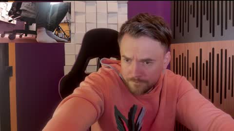 Snapshot of oscarsavage chatting on 02.24.25 Oscar Steel Savage online show from 02.24.25