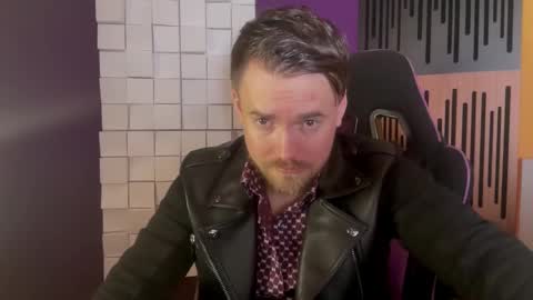Snapshot of oscarsavage chatting on 03.01.25 Oscar Steel Savage online show from 03.01.25