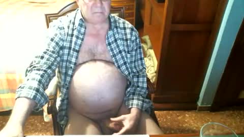 Snapshot of oscarw chatting on 03.28.26 Oscar online show from 03.28.26