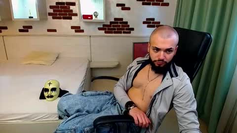 OscarWills online show from 05.08.26