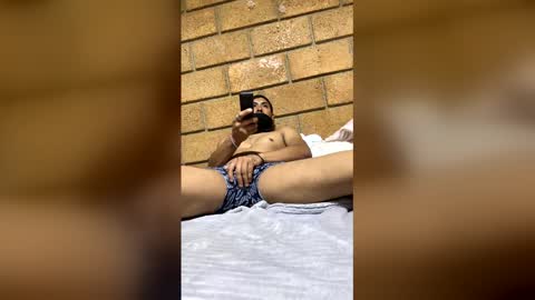 Snapshot of oso13329 chatting on 04.07.26 Os Osorioms online show from 04.07.26