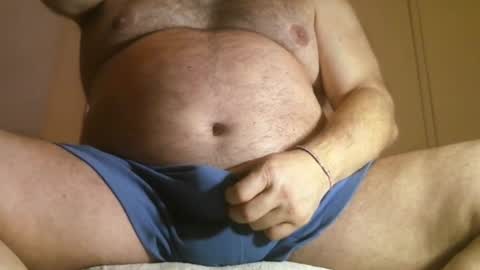 Oso Licencioso online show from 11.17.25