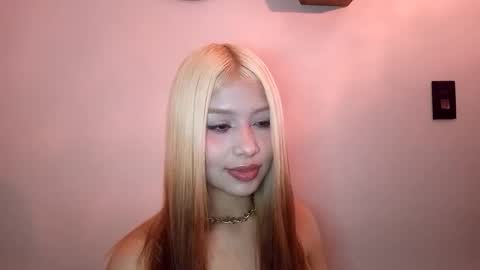 Snapshot of osornomaria268 chatting on 09.17.25 Paulina online show from 09.17.25
