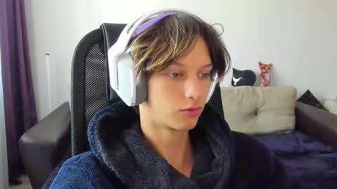 Ostin online show from 10.14.25