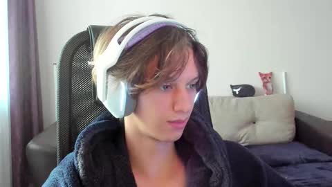 Ostin online show from 10.25.25