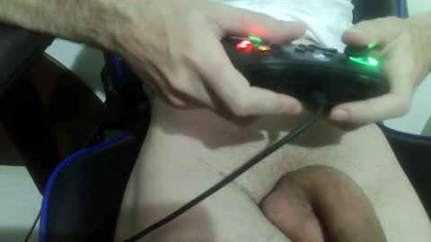 Snapshot of osyryx chatting on 01.06.25 Lucas online show from 01.06.25