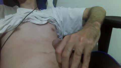 Snapshot of osyryx chatting on 01.13.25 Lucas online show from 01.13.25