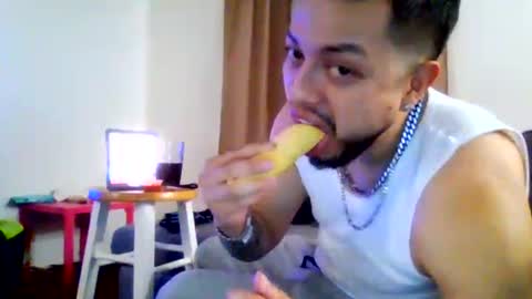 Snapshot of otherwonn11 chatting on 03.15.26 Chulo CLos online show from 03.15.26