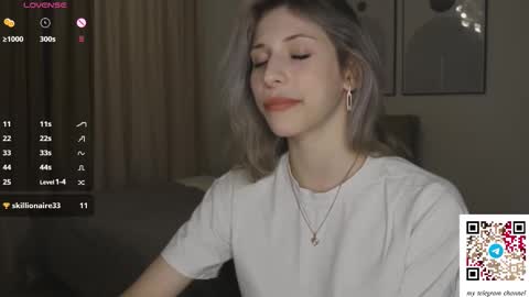 Snapshot of ottiliebolyard chatting on 02.19.26 Anne online show from 02.19.26