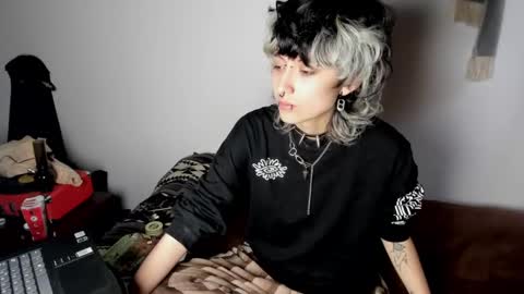 Otto 3 online show from 02.27.25