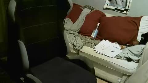 Snapshot of ouinnybis195625 chatting on 10.20.25 ouinnybis195625 online show from 10.20.25