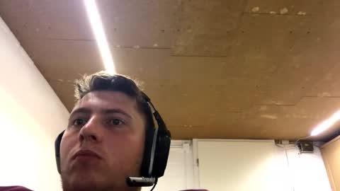 outflayd online show from 10.21.25