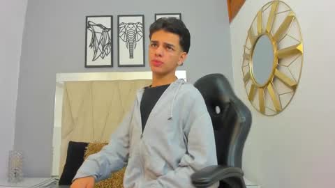 Snapshot of owen__johnson chatting on 09.11.25 Owen Johnson online show from 09.11.25