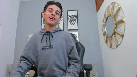 Snapshot of owen__johnson chatting on 10.09.25 Owen Johnson online show from 10.09.25