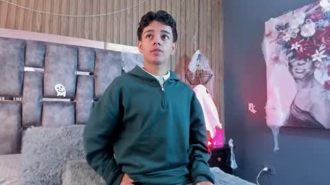 Snapshot of owen__johnson chatting on 10.27.25 Owen Johnson online show from 10.27.25