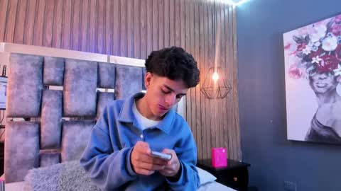 Snapshot of owen__johnson chatting on 11.06.25 Owen Johnson online show from 11.06.25