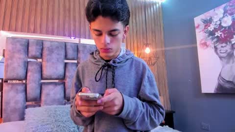 Snapshot of owen__johnson chatting on 11.10.25 Owen Johnson online show from 11.10.25