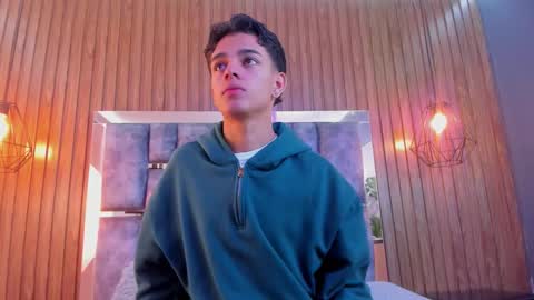 Snapshot of owen__johnson chatting on 11.27.25 Owen Johnson online show from 11.27.25