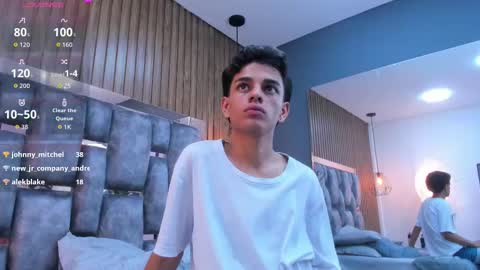 Snapshot of owen__johnson chatting on 01.05.26 Owen Johnson online show from 01.05.26