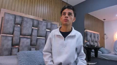 Snapshot of owen__johnson chatting on 01.11.26 Owen Johnson online show from 01.11.26