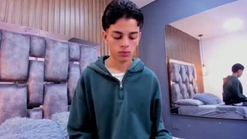 Snapshot of owen__johnson chatting on 03.07.26 Owen Johnson online show from 03.07.26