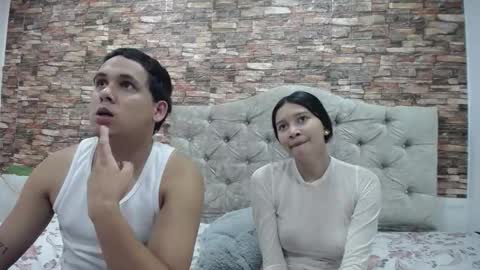 Snapshot of owenandrosecs chatting on 12.04.25 Owen and Rose online show from 12.04.25