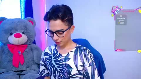 Owen  Independent model  online show from 04.22.26