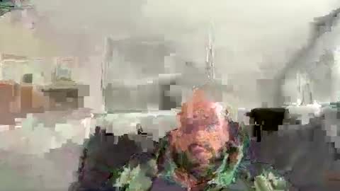 Snapshot of oxlade59 chatting on 10.07.25 oxlade59 online show from 10.07.25