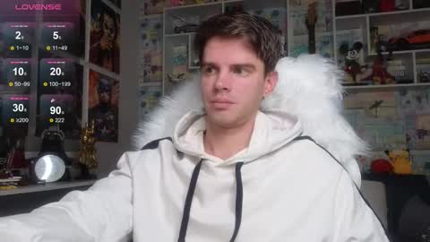 Snapshot of oxmikexo chatting on 02.04.26 Mike online show from 02.04.26