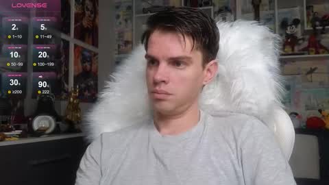 Snapshot of oxmikexo chatting on 02.09.26 Mike online show from 02.09.26