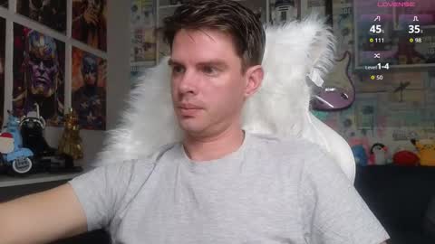 Snapshot of oxmikexo chatting on 03.03.26 Mike online show from 03.03.26