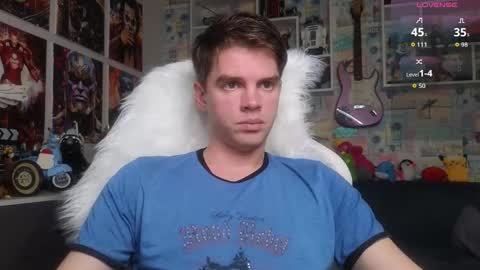 Snapshot of oxmikexo chatting on 03.09.26 Mike online show from 03.09.26