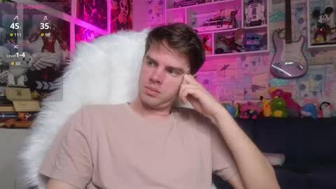 Snapshot of oxmikexo chatting on 03.12.26 Mike online show from 03.12.26