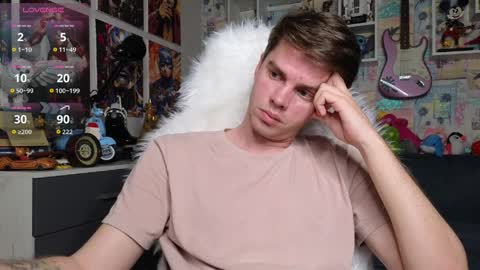 Snapshot of oxmikexo chatting on 03.27.26 Mike online show from 03.27.26