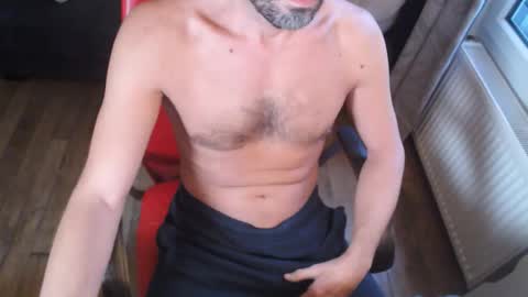 Snapshot of oyrlgtu1257 chatting on 01.12.26 Oyrlgtu online show from 01.12.26