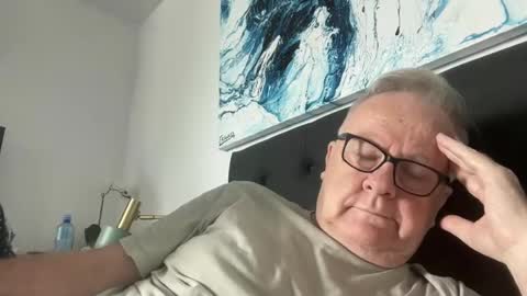 Snapshot of ozhairybearxxxx chatting on 03.09.25 ozhairybearxxxx online show from 03.09.25