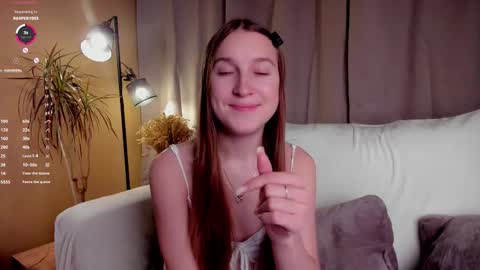 Caroline or just Lina online show from 11.09.25