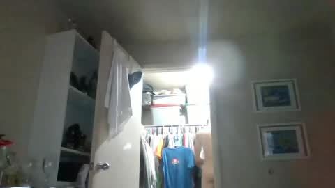 Snapshot of ozzy78 chatting on 10.19.25 0zzy78 online show from 10.19.25