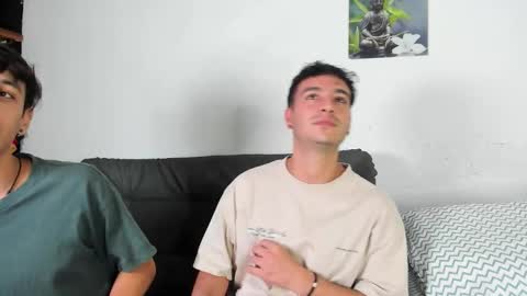 Snapshot of p_jhon chatting on 11.06.25 P online show from 11.06.25