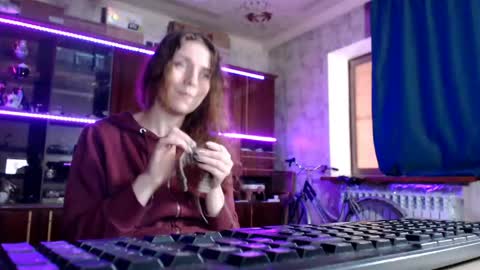 Ella online show from 05.23.26