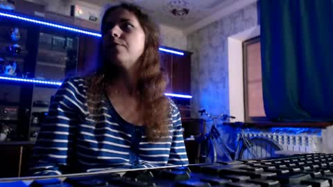 Ella online show from 05.24.26