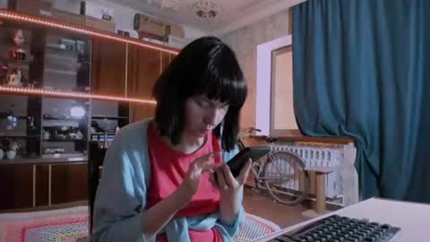 Ella online show from 06.09.26