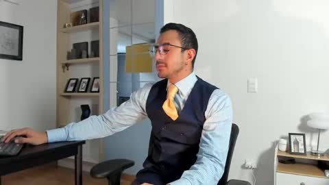Snapshot of pablo_rincon95 chatting on 05.23.26 pablo rincon95 online show from 05.23.26