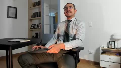 Snapshot of pablo_rincon95 chatting on 07.02.26 pablo rincon95 online show from 07.02.26