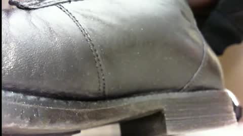 Snapshot of pablomenesssl chatting on 03.08.25 Pablo Meness online show from 03.08.25