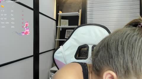 Snapshot of paigejayden chatting on 01.21.25 Paige online show from 01.21.25