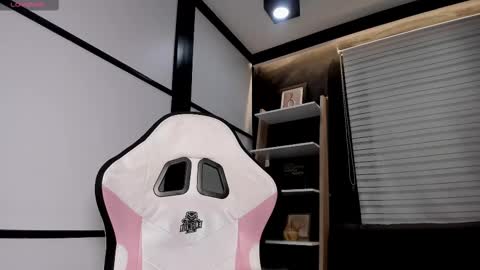 Snapshot of paigejayden chatting on 02.22.25 Paige online show from 02.22.25