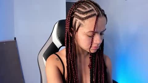 Snapshot of paigejayden chatting on 10.12.25 Paige online show from 10.12.25