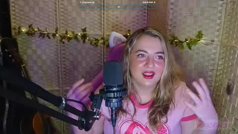 Snapshot of paigestation chatting on 02.13.26 PaigeStation online show from 02.13.26